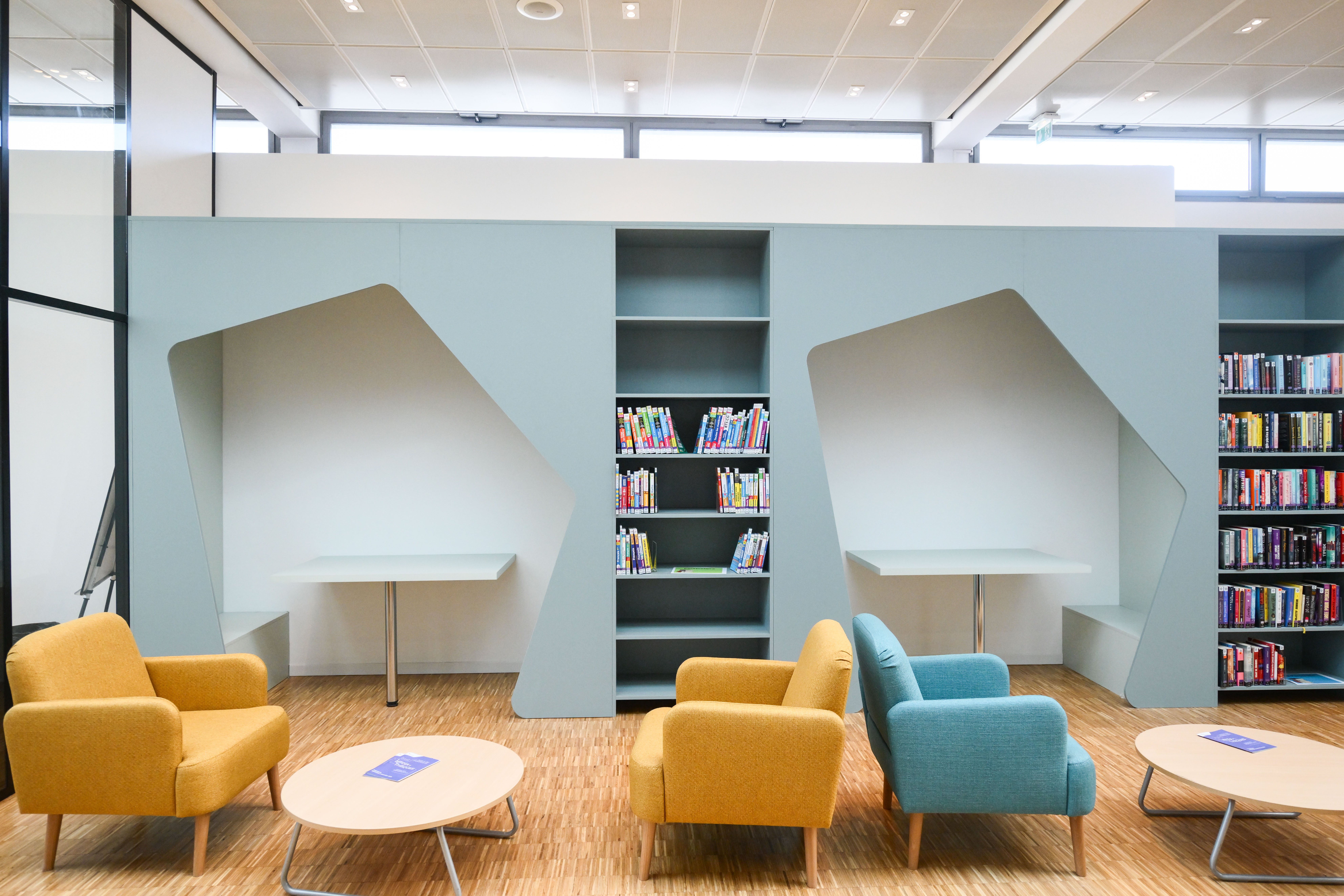 Médiathèque de Meudon – Détails menuisés et éclairage